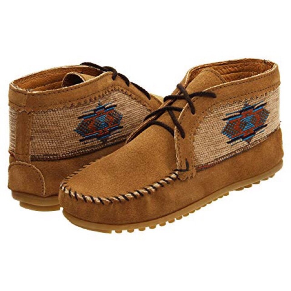 Minnetonka • NWOT Moccasins